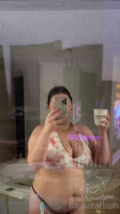 208005092_fluph-went-on-a-week-long-adventure-traveling-through-the-us_0.m4v