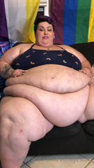 165274216_sexy-fan-request-video-telling-you-all-the-food-i-have-eaten_0.m4v
