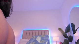 Taylor-Jonnees_Stripchat_20260516_234648.mp4