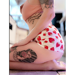 itsjemmajane_🍓_3499345837.jpeg