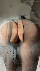 apple VIP shower again.mp4