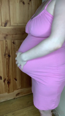 713152367_17-week-pregnant-measurements-watch-as-i-measure-my-g_0.m4v