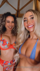 320104357_shaking-our-tiddies-for-you-xx-braderzx_0.m4v