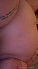909819218_overstuffed-and-horny_0.mp4