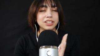 2023-04-29 - ASMR｜ Toco tu carita suavemente para que puedas dormir ⧸⧸ ASMR MASAJE FACIAL (public).mkv