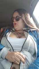 354193741_bouncing-in-my-car_1.mp4