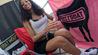 Feet Goat-Starr Soles-Enjoying the views with Starr.mp4