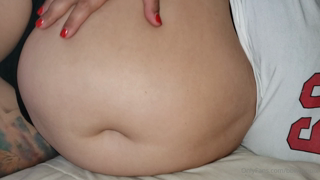 524718388_i-have-my-bf-totally-mesmerized-by-my-soft-and-fat-tummy_5.mp4