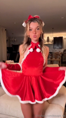 1429662457_am-i-on-your-christmas-list-this-year_0.mp4