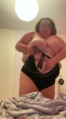 553176056_squeezing-myself-into-a-size-18-swimsuit_0.m4v