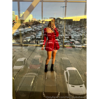 I’ve a city girl. I need the lights, the movement, and the energy to feel alive. 🏙️✨ althou.jpg