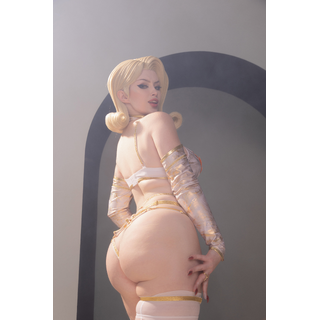 EmmaFan-2.jpg