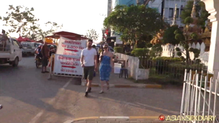 asd-2017-12-09-vientiane-laos-Pun’s Pics, Noodle Soup & Video from Wiw – December 9, 2017.mp4