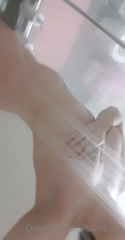24470667_steamy-shower_0.m4v