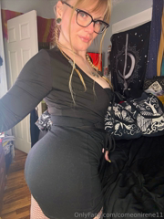 comeonirene11_How_long_wood_it_take_ya_to_hike_up_my_dress🖤👗_4455636306.jpeg