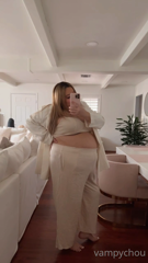 451712644_i-cant-believe-im-getting-soooo-fat_0.m4v