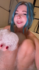 1326463855_hiiii-do-you-prefer-to-take-a-shower-or-a-bath_0.mp4