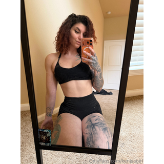 kenisagirl_2468774467_source (1).png