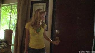 Nicole Ray Gets Loosened Up! - Massage Creep.mp4