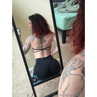 kenisagirl_2473253754_source.png