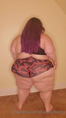 113390184_throwing-my-ass-back-like-that-really-puts-some-strain-on-my_0.m4v