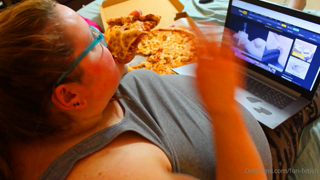 335554368_nerdy-slob-eats-and-plays-your-favorite-bbw-ssbbw-model-is_0.m4v
