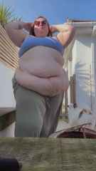 1059251225_its-a-beautiful-day-for-a-beautiful-belly_1.mp4