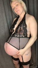 855256382_sexy-striptease_0.m4v