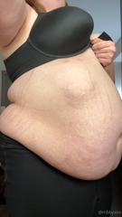 1040801740_so-full-so-bloated-so-desperate-to-burp_0.mp4