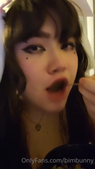 204370266_stretch-mark-appreciation-post-plus-some-vids-of-me-actually_3.m4v
