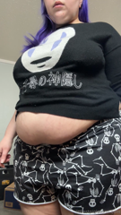 1438979815_let-s-get-this-christmas-started-right-with-my-plump-belly_0.mp4