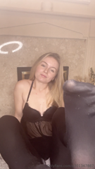 1343351237_my-fave-lingerie-outfit_0.mp4
