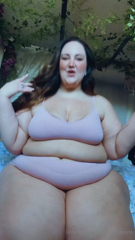 1004543061_just-had-to-quickly-show-off-how-soft-i-look-in-this-new-set_0.mp4
