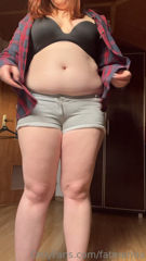 482534589_a-huge-try-on-haul_8.m4v