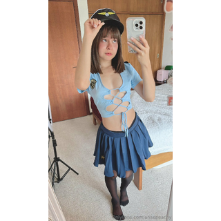 1377x2448_415a3c8c92b1a0a94059680fad4f682f.jpg