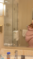 74924071_will-i-fit-in-this-jacuzzi-bathtub-for-2_0.m4v