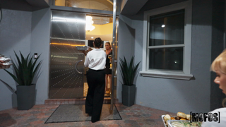 Let's Post It - 2026-05-27 - Catering Service.mp4