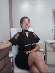 (2025-08-07) A esposa arrumadinha comportada e fiel no trabalho rsrs.jpg