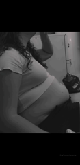 354255483_pov-you-watch-a-movie-with-a-piggy-and-she-starts-drinking_5.mp4