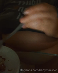 466743935_i-just-ate-so-many-pancakes-im-such-a-piggy_0.m4v