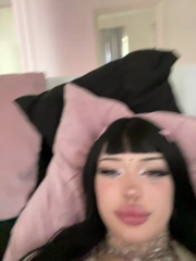 madelinexx_2025-09-14_11-03-23_416.mp4