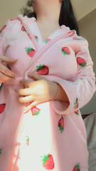 918294625_Body check!🤫_01_0hmfxbzhakukghs4odx9s_source.mp4