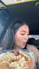 1339450776_i-dropped-my-nuggets-while-filming-this-one-but-i-still-ate_0.mp4