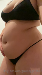 409467633_i-do-love-to-jiggle-my-belly_0.m4v
