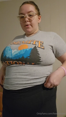 1436947423_messy-slobby-soda-funnel-chug-lots-of-burps-spilling-sod_0.mp4