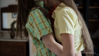 wowgirls.13.07.29.ivana.and.mika.flaming.tongues.1080p.mp4