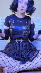 203790877_scissorhands-girlfriend-footjob-and-cock-ride-i-want-to-ge_0.m4v