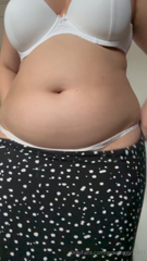 1035072708_lets-try-on-some-old-summer-clothes-from-last-year-im-al_0.mp4