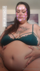 1009659340_what-would-my-dream-day-be-like-smoking-weed-all-day-pla_0.mp4