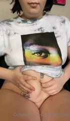 256860534_my-belly-isnt-the-only-thing-i-like-to-rub_2.m4v